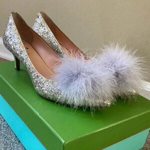 Kate Spade glitter shimmering feather Pom Pom kitten heels size 9 Zoey